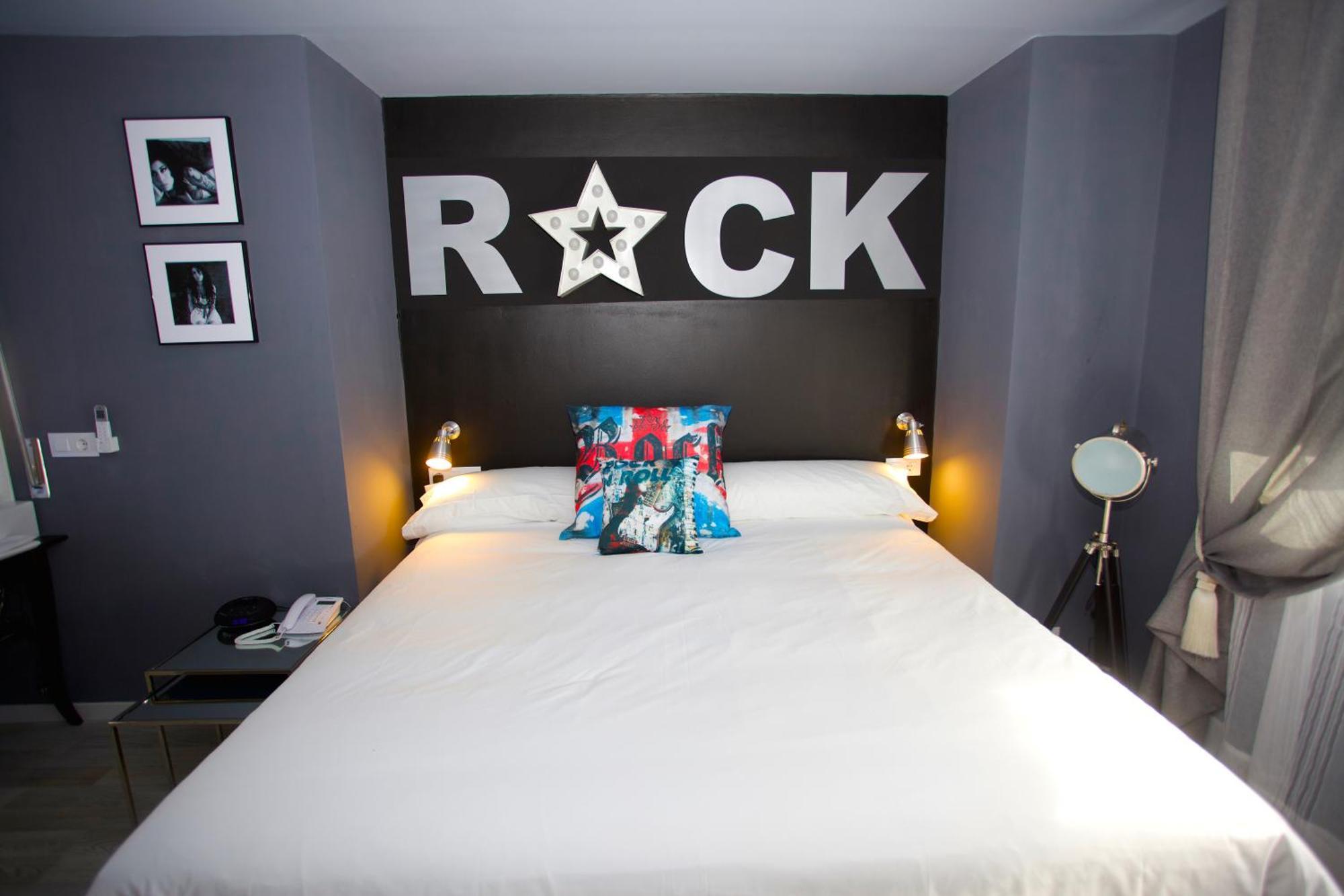 Hotel Apartamentos Rock Star Taboadela Esterno foto