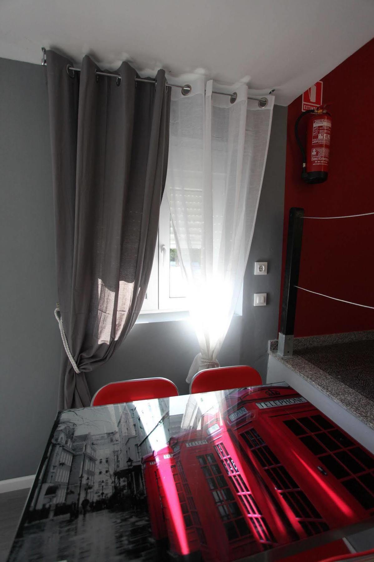 Hotel Apartamentos Rock Star Taboadela Esterno foto