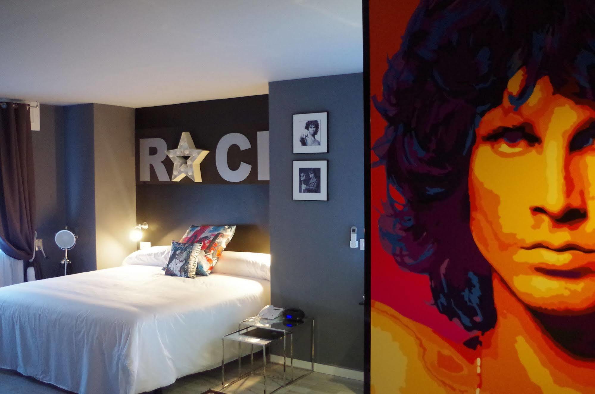 Hotel Apartamentos Rock Star Taboadela Esterno foto